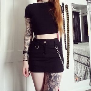 CURRENT MOOD mini skirt.